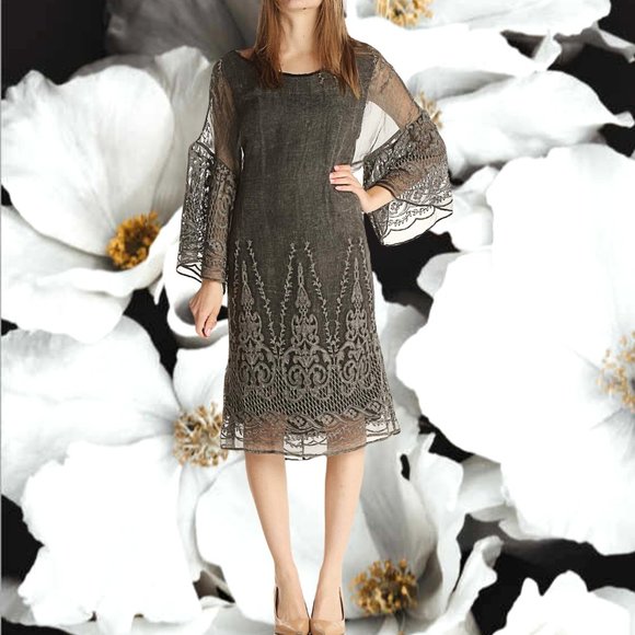 Save The Queen Dresses & Skirts - Save The Queen Gray Silk Lace Shift Dress w/Lining